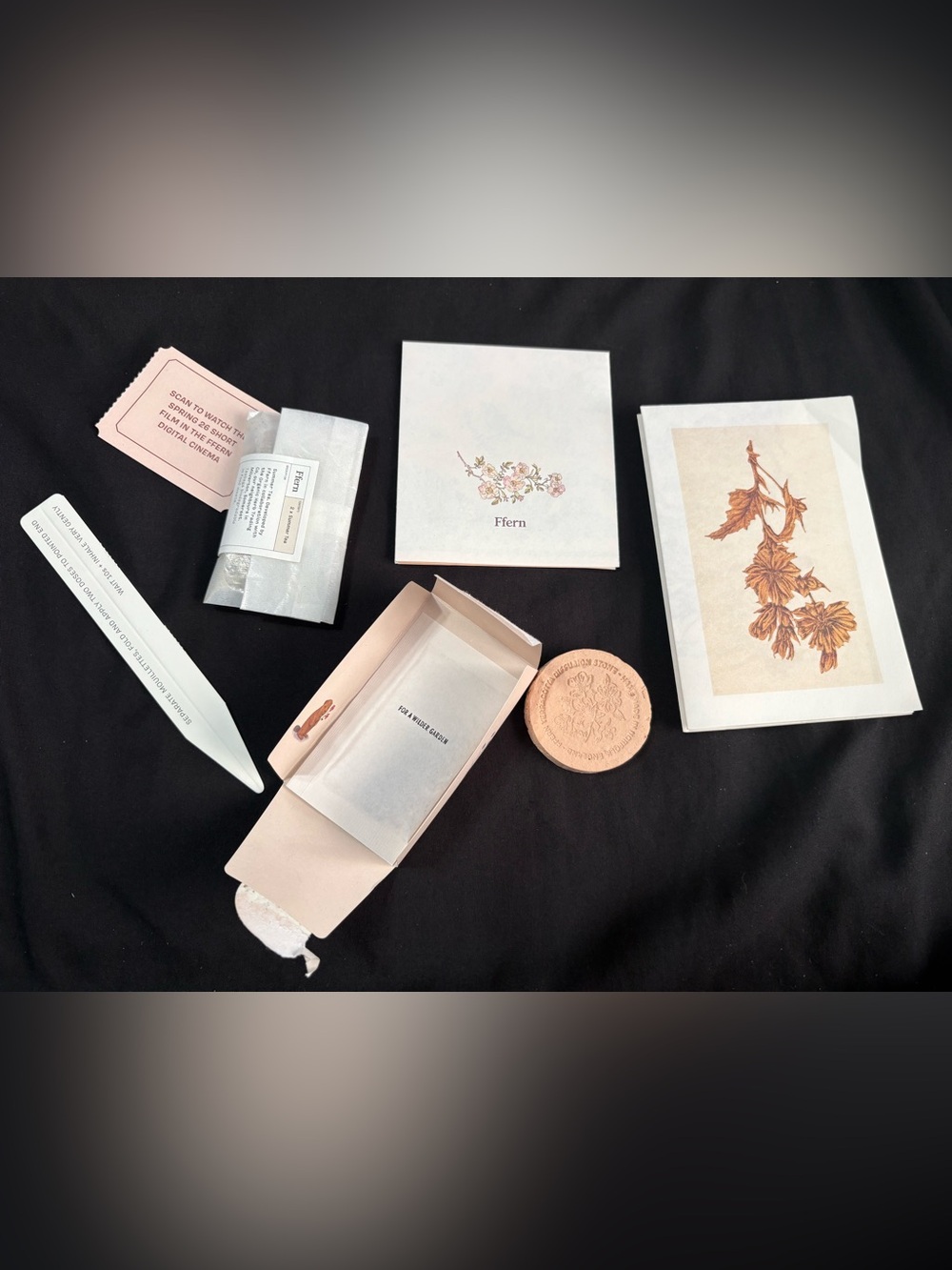 Ffern Spring Perfume - Picture 11 of 11